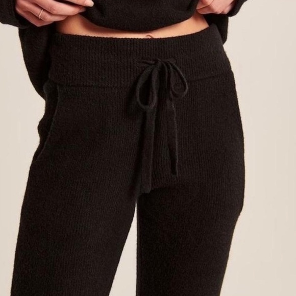 Abercrombie & Fitch 90s Sweater Joggers - Picture 3 of 5